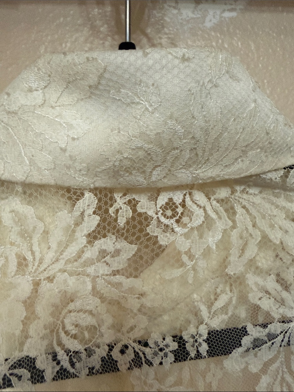 Valentino Cream Lace Floral Blouse - Picture 9 of 11